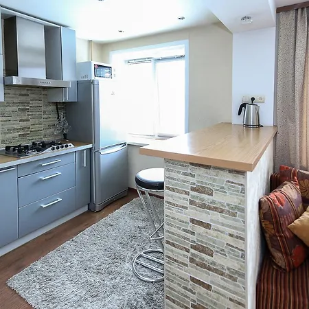 Apartament Euro On Metro Yakuba Kolasa *